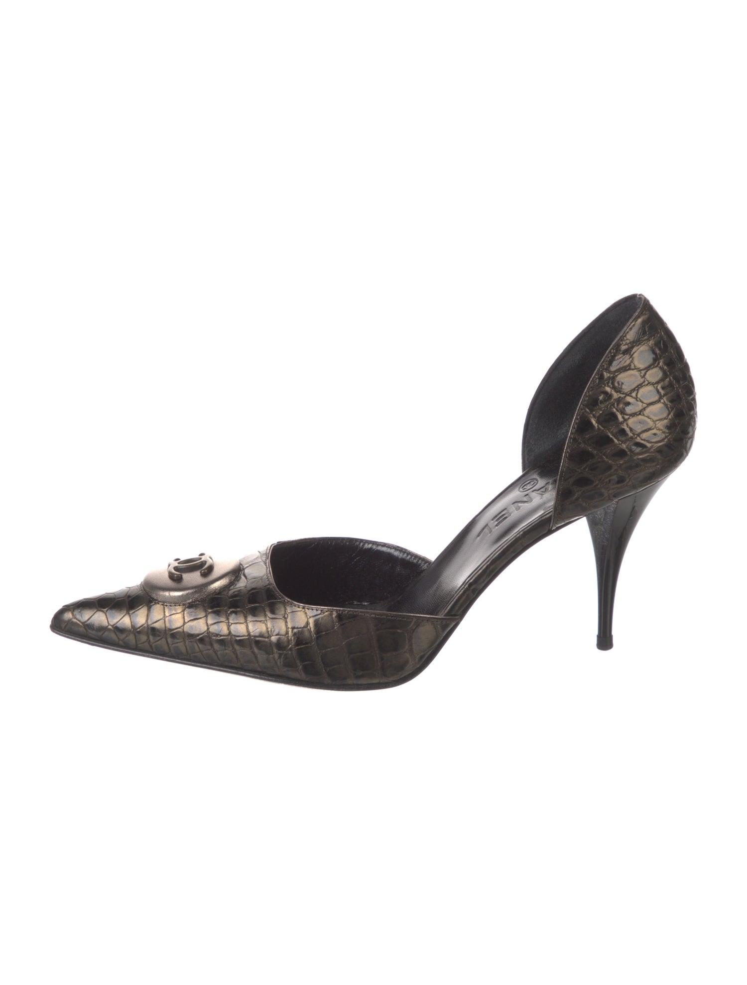 Chanel Interlocking CC Logo Leather D'Orsay Pumps